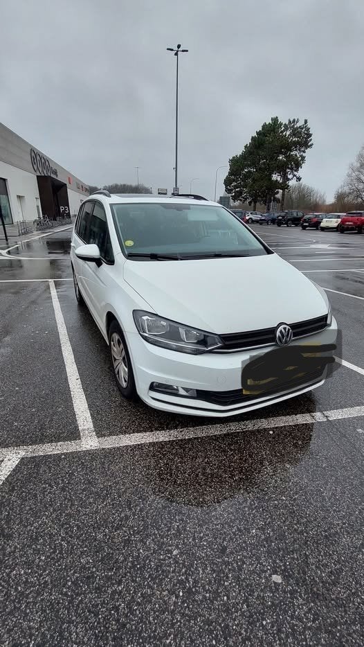 VW touran 1600 met 5plaatsen en 114000km, Auto's, Euro 6, Wit, Particulier, Te koop