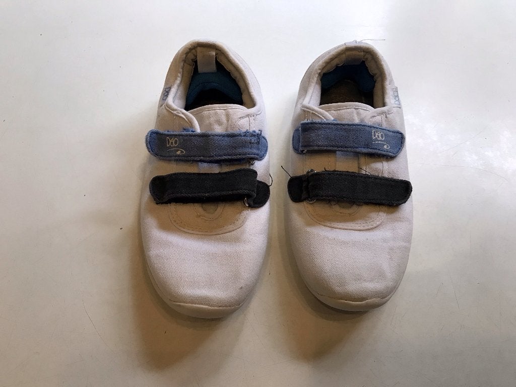 Maat 35/36 - TURNPANTOFFELS - merk DETO, Kinderen en Baby's, Ophalen of Verzenden