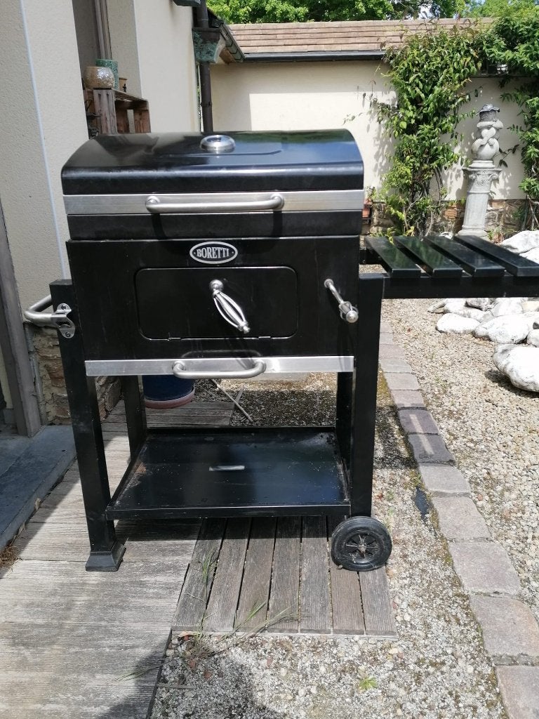 Boretti Carbone 2.0 houtskool BBQ + originele Boretti hoes, Tuin en Terras, Houtskoolbarbecues, Ophalen, Zo goed als nieuw, Boretti