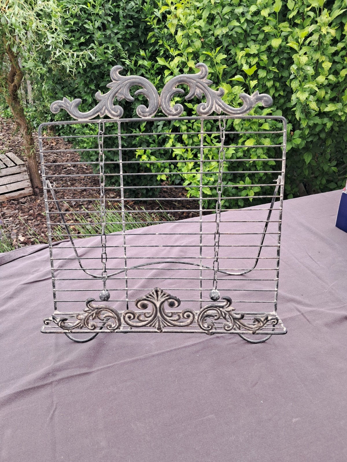 Decoratie boek staander, Ophalen