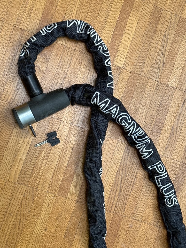 Magnum plus fietsslot, Vélos & Vélomoteurs, Enlèvement, Comme neuf, Chaîne antivol