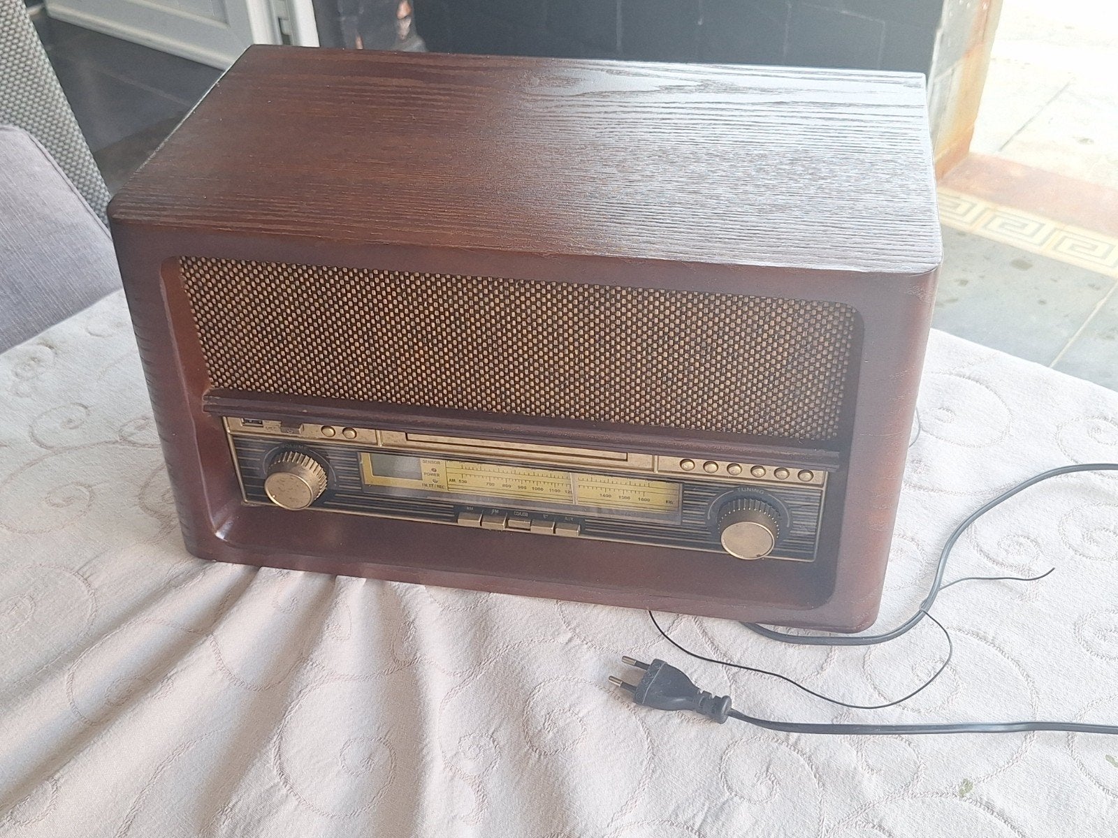 MPMAN Nostalgia 30 Radio CD Speler Bluetooth, TV, Hi-fi & Vidéo, Radios, Radio, Enlèvement
