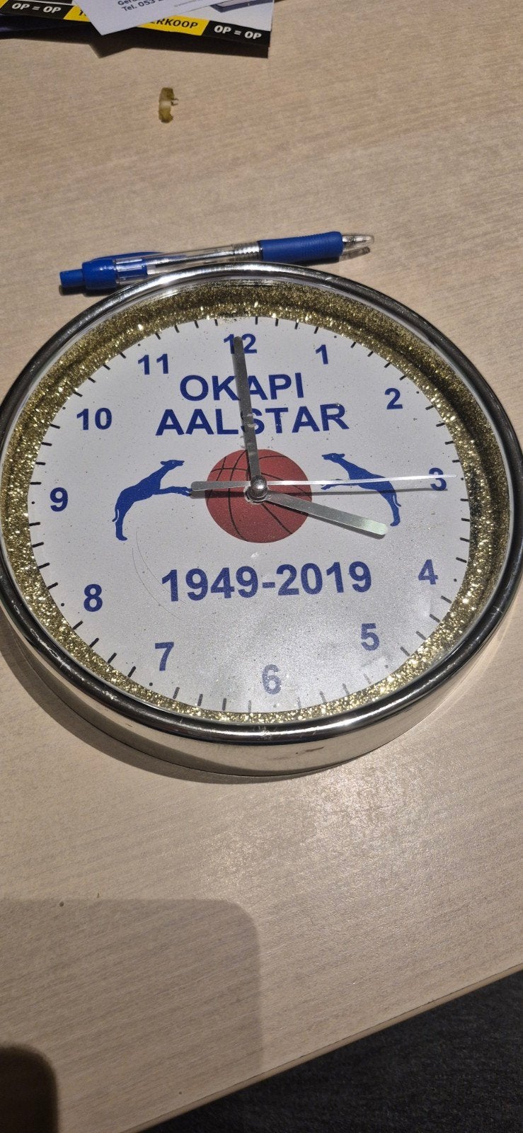 Okapi aalstar horloge, Ophalen