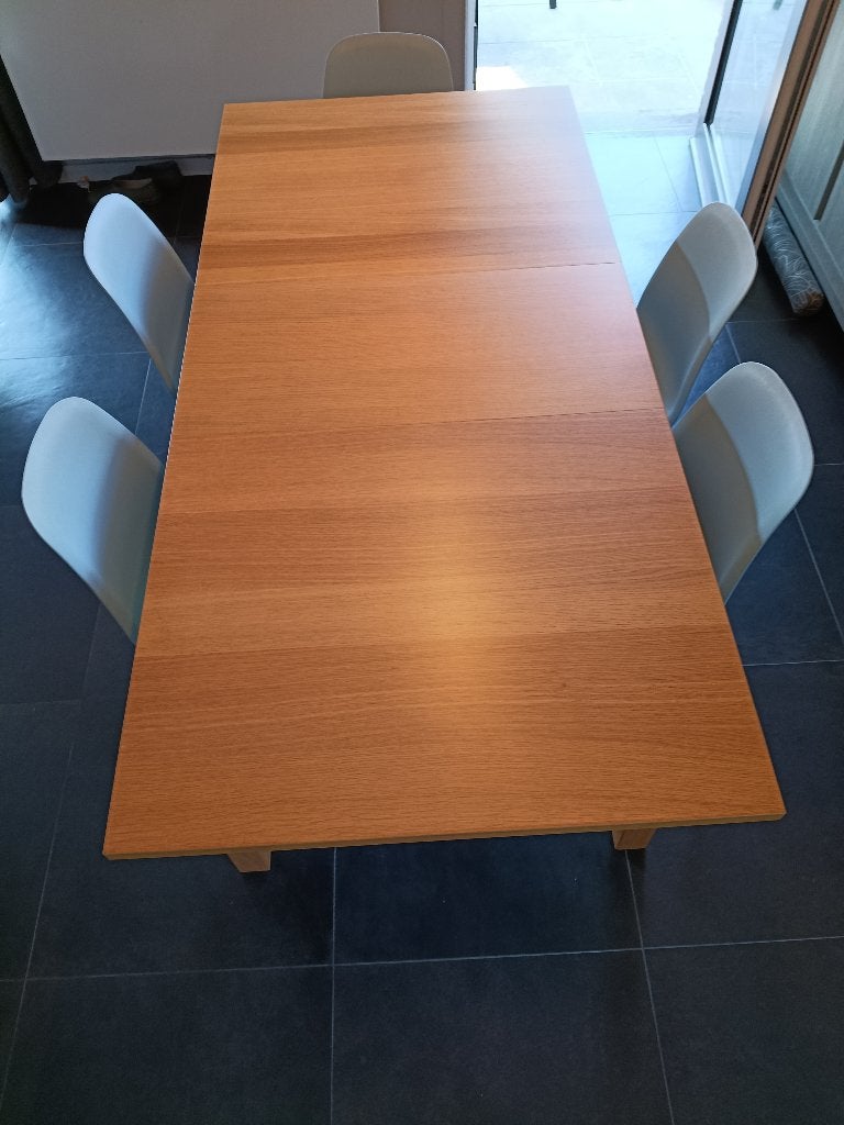 Uitschuifbare tafel (Bjursta Ikea), 150 à 200 cm, Cinq personnes ou plus, Enlèvement, Utilisé