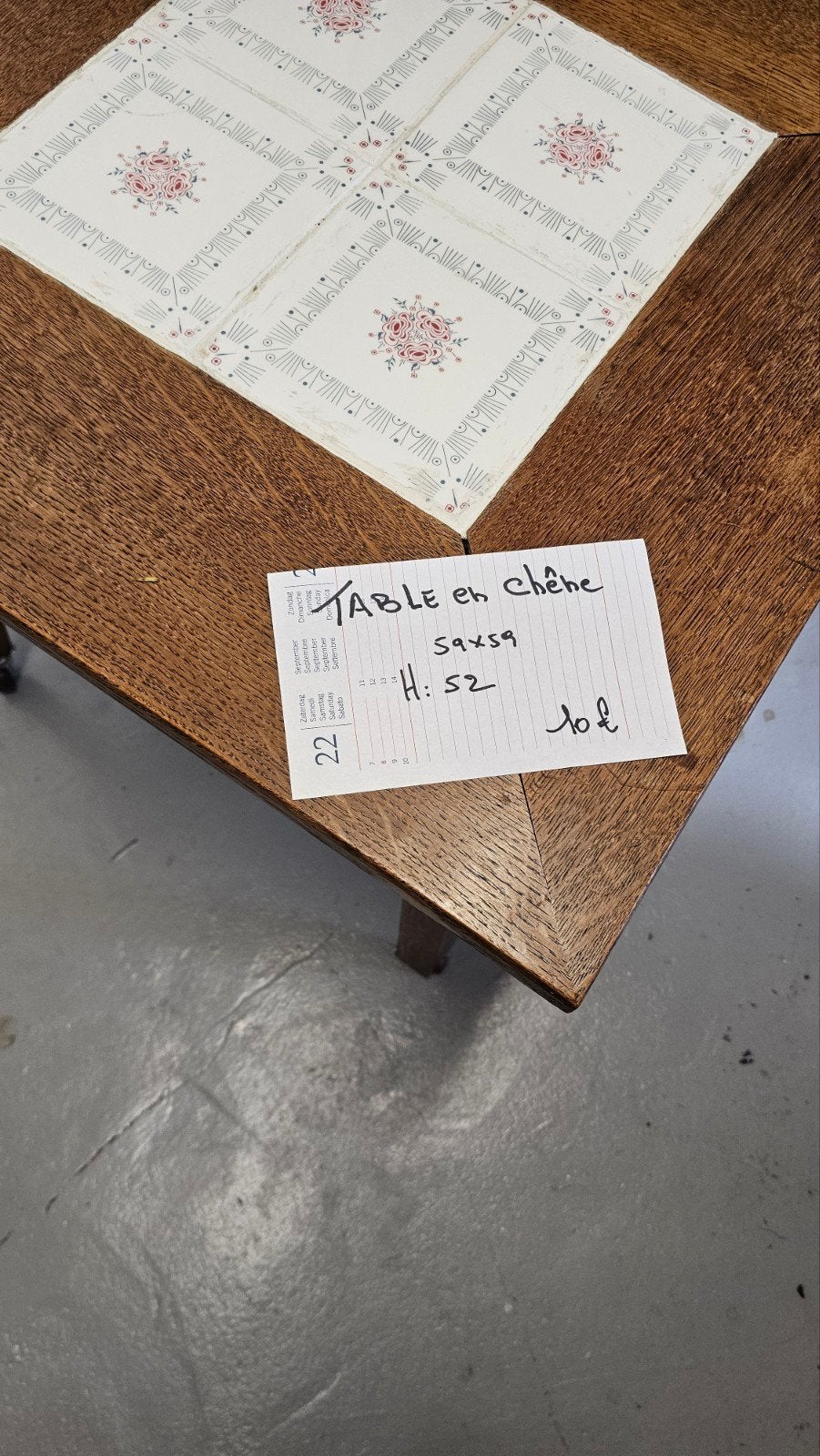 Table basse en chêne. et sur roulettes, Maison & Meubles, Enlèvement, Chêne