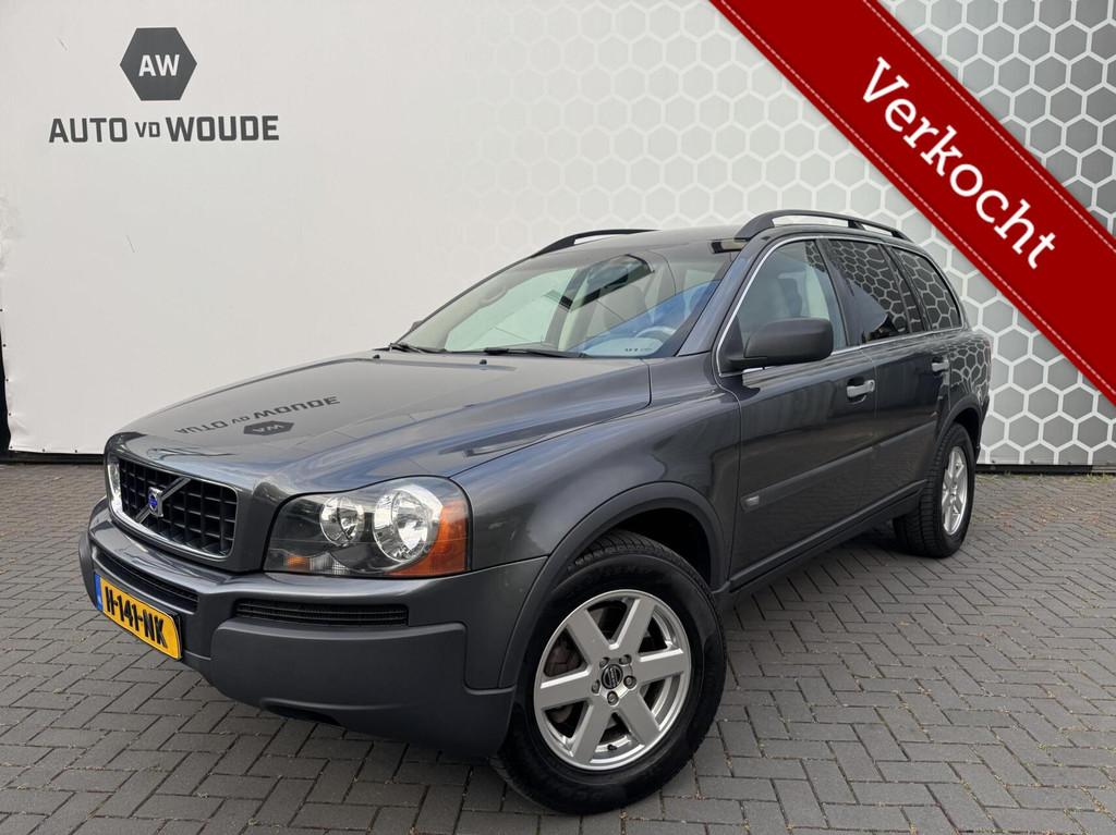 Volvo XC90 2.5 T Exclusive Trekhaak 210PK 7 persoons Airco, Auto's, Volvo, Gebruikt, Beige, 209 pk, Leder en Stof