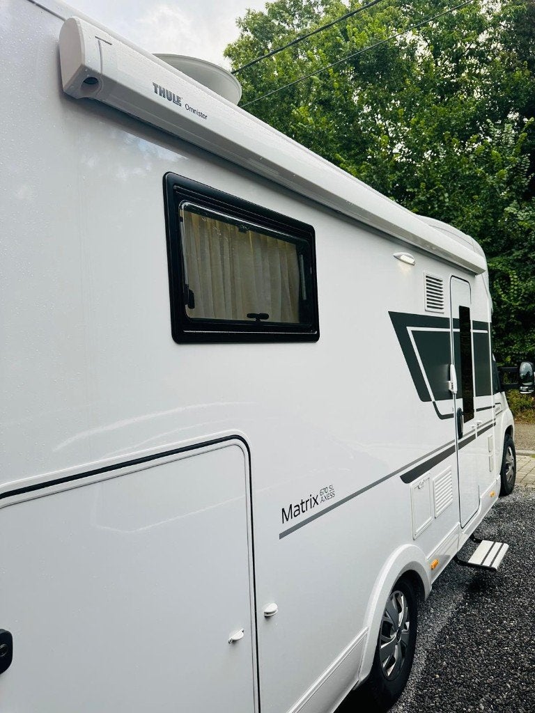 Adria Matrix Axess 670 SL – 2023 – 30 000 km, Jusqu'à 4, Siège standard, Autres marques, Boîte manuelle
