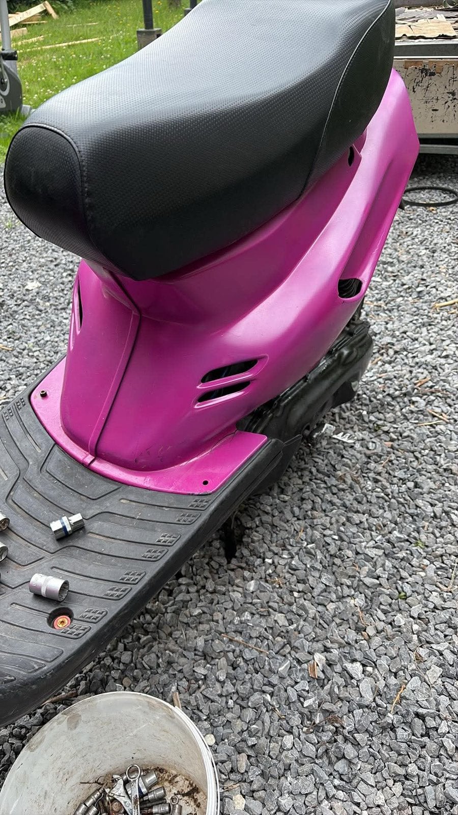 Bcd kap booster, Motoren, Ophalen