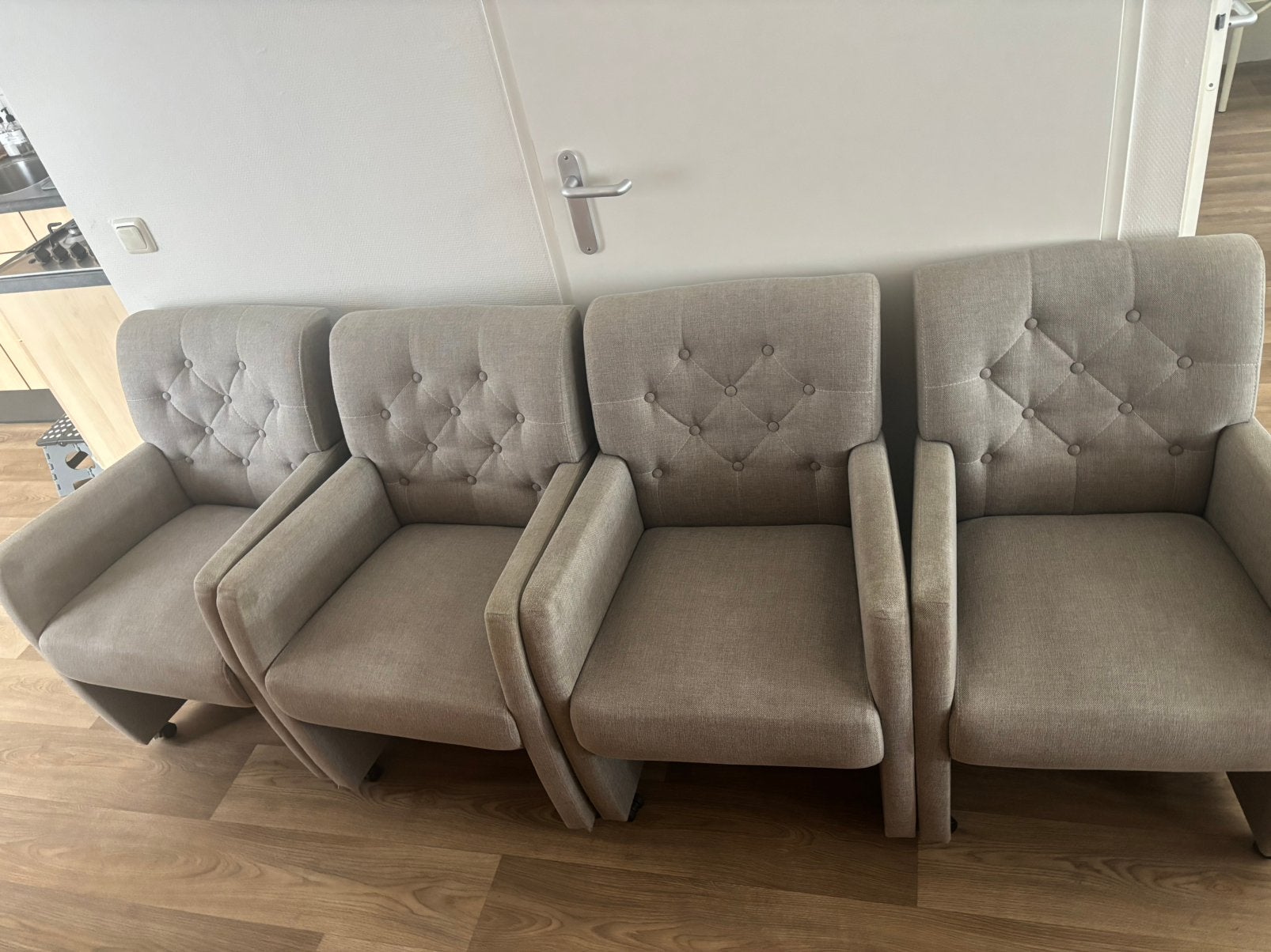 4 eetkamer stoelen, Ophalen, Gebruikt, Stof