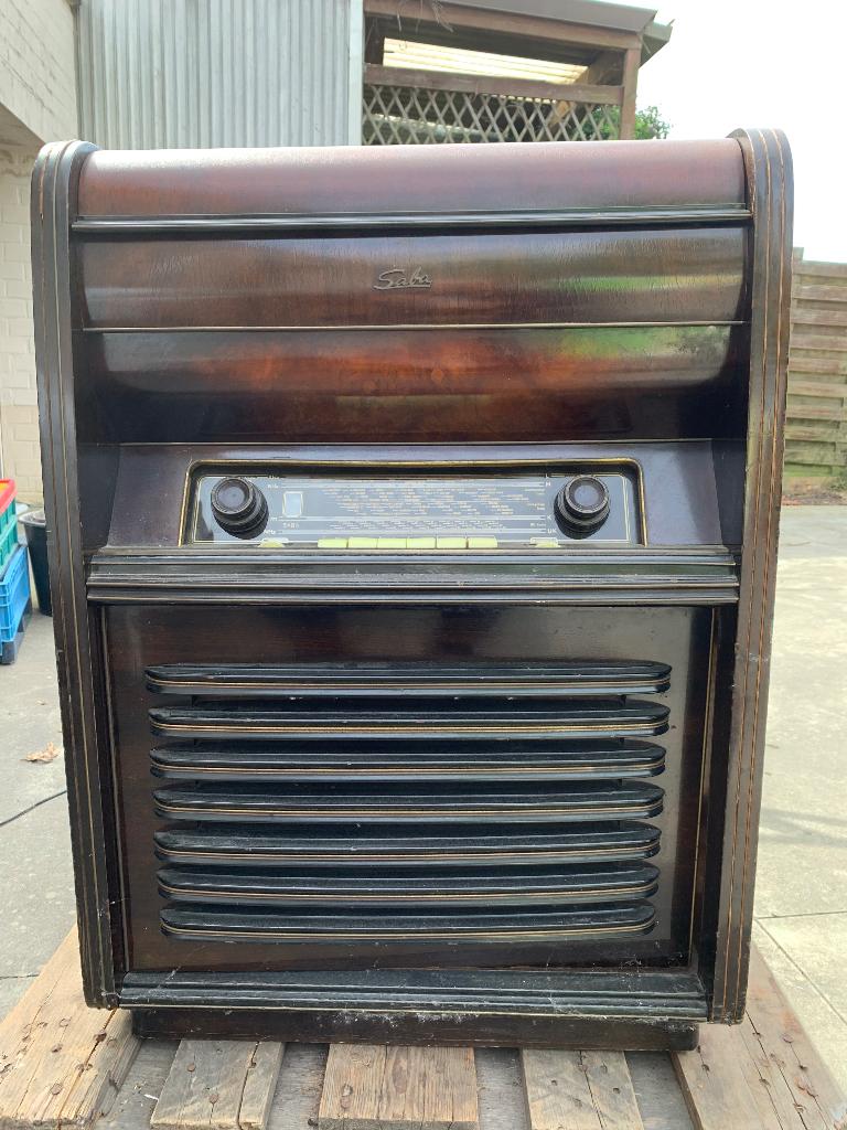 antiek radio merk Saba, TV, Hi-fi & Vidéo, Enlèvement, Ne fonctionne pas, Radio