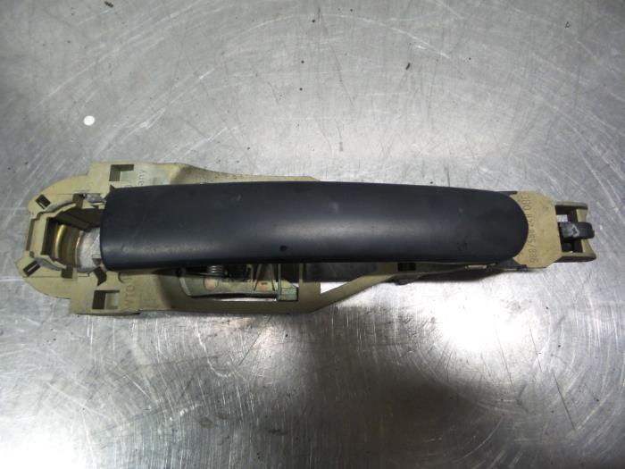 Poignée portière 2portes gauche d'un Seat Arosa (Arosa 97-, -, 3 mois de garantie, Utilisé, -