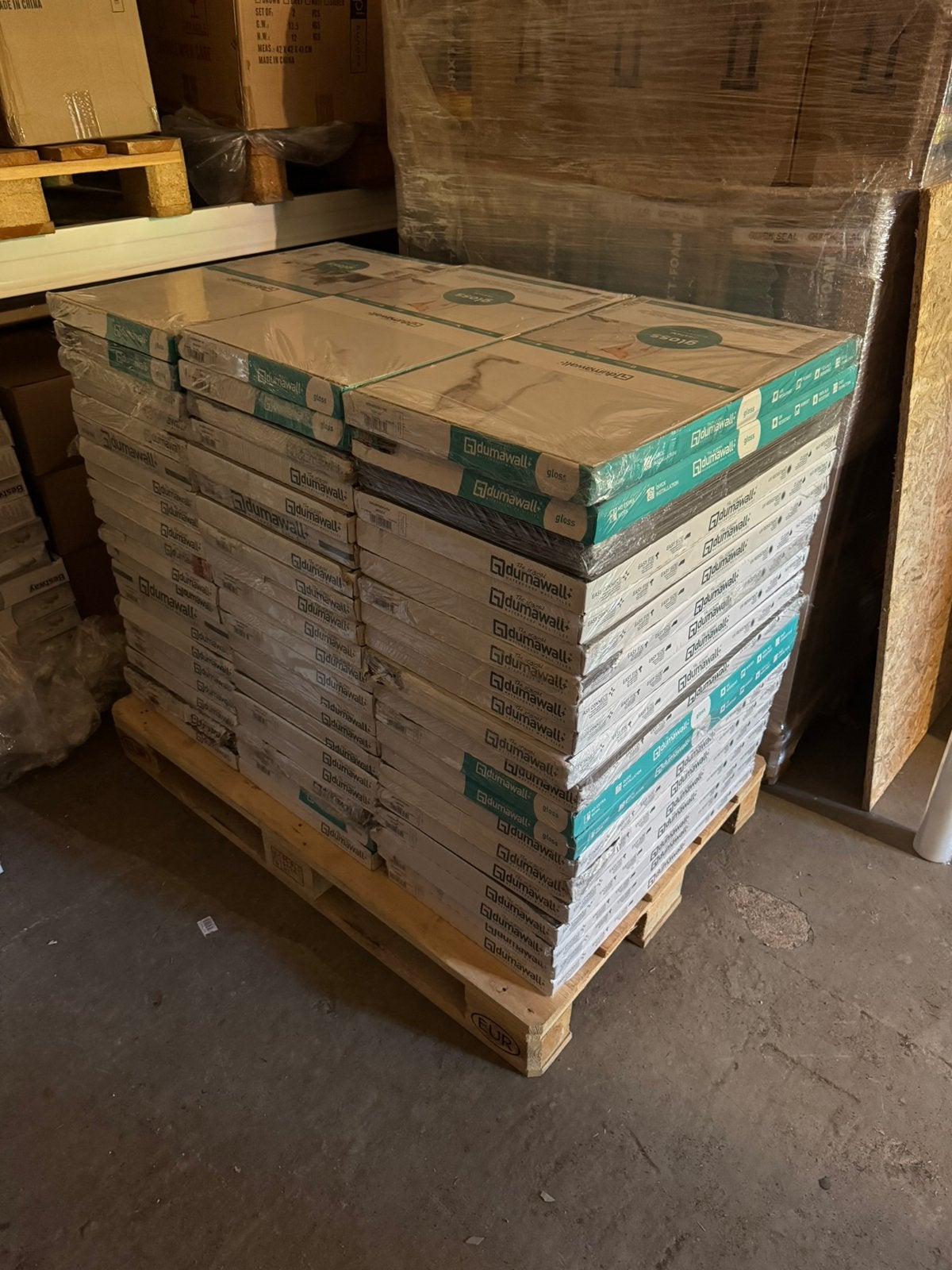 60 pakken dumawall tegels 37,5x65 met kleine hoekschade, Ophalen, Nieuw, Wandtegels