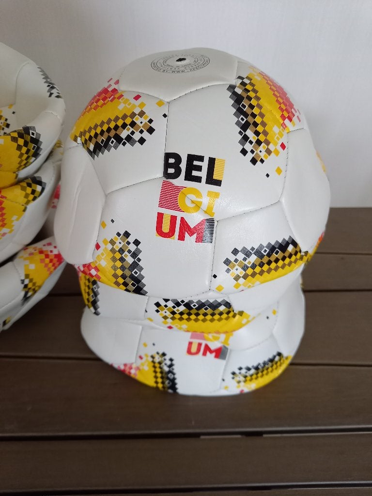 Football en Belgique, Enlèvement ou Envoi, Neuf, Autres types
