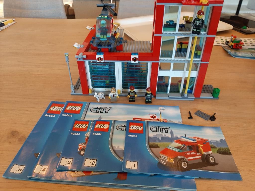 Lego City Fire Set 60004 Caserne de pompiers, Enfants & Bébés, Jouets | Duplo & Lego, Utilisé, Lego, Ensemble complet, Enlèvement ou Envoi