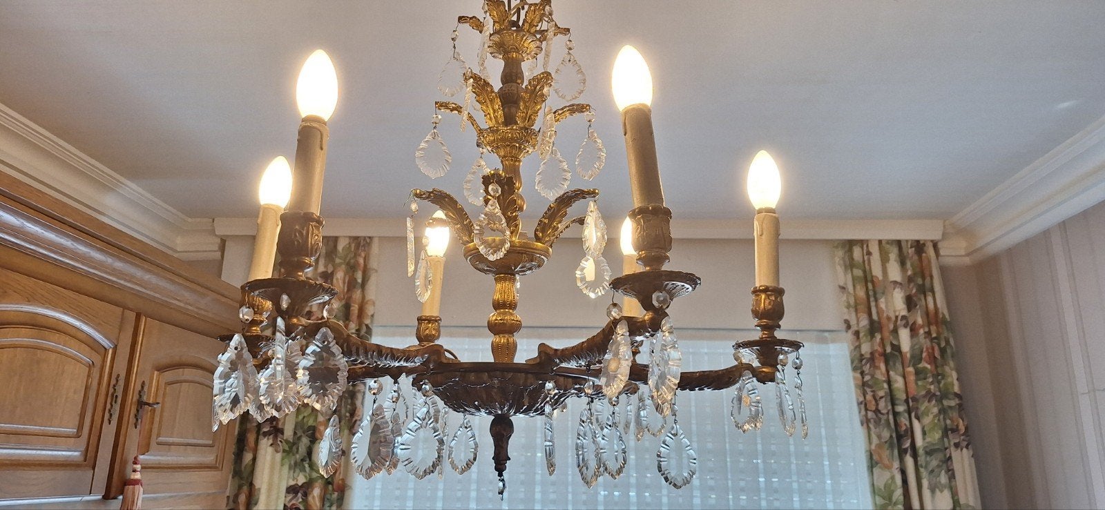 Oude luster met glazen decoratie, Huis en Inrichting, Lampen | Kroonluchters, Ophalen