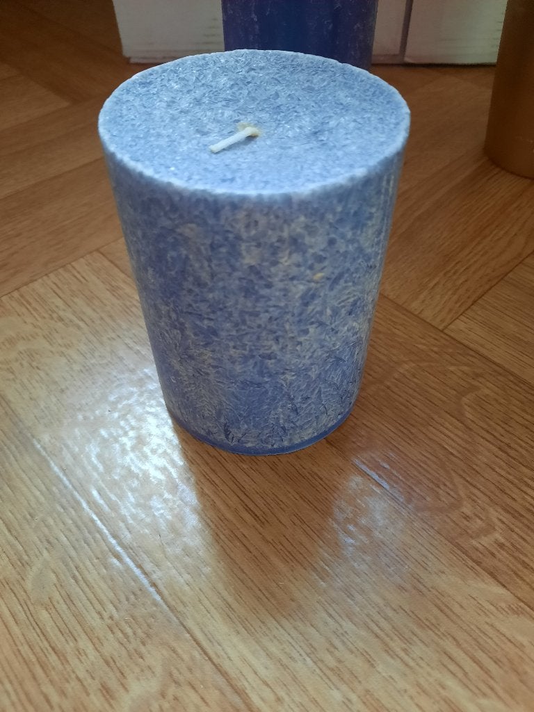nieuwe mooie blauwe cylinder kaars, Huis en Inrichting, Woonaccessoires | Kandelaars en Kaarsen, Ophalen of Verzenden, Nieuw, Kaars