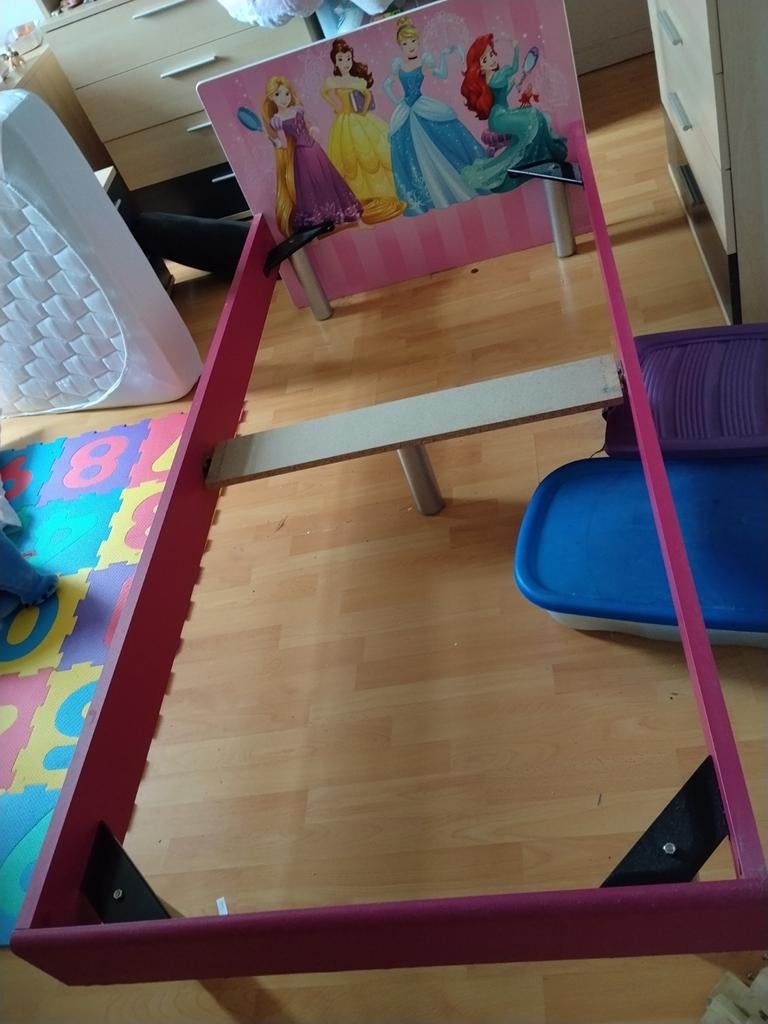 Lit 90/200, Enfants & Bébés, Chambre d'enfant | Lits