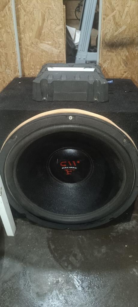 Caliber woofer met versterker, Auto diversen, Autospeakers, Ophalen