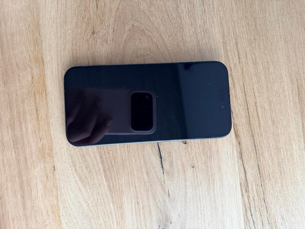 iPhone 15 pro 256gb titaniumzwart, Telecommunicatie, Mobiele telefoons | Apple iPhone, IPhone 15, Zwart, Zo goed als nieuw, 85 %