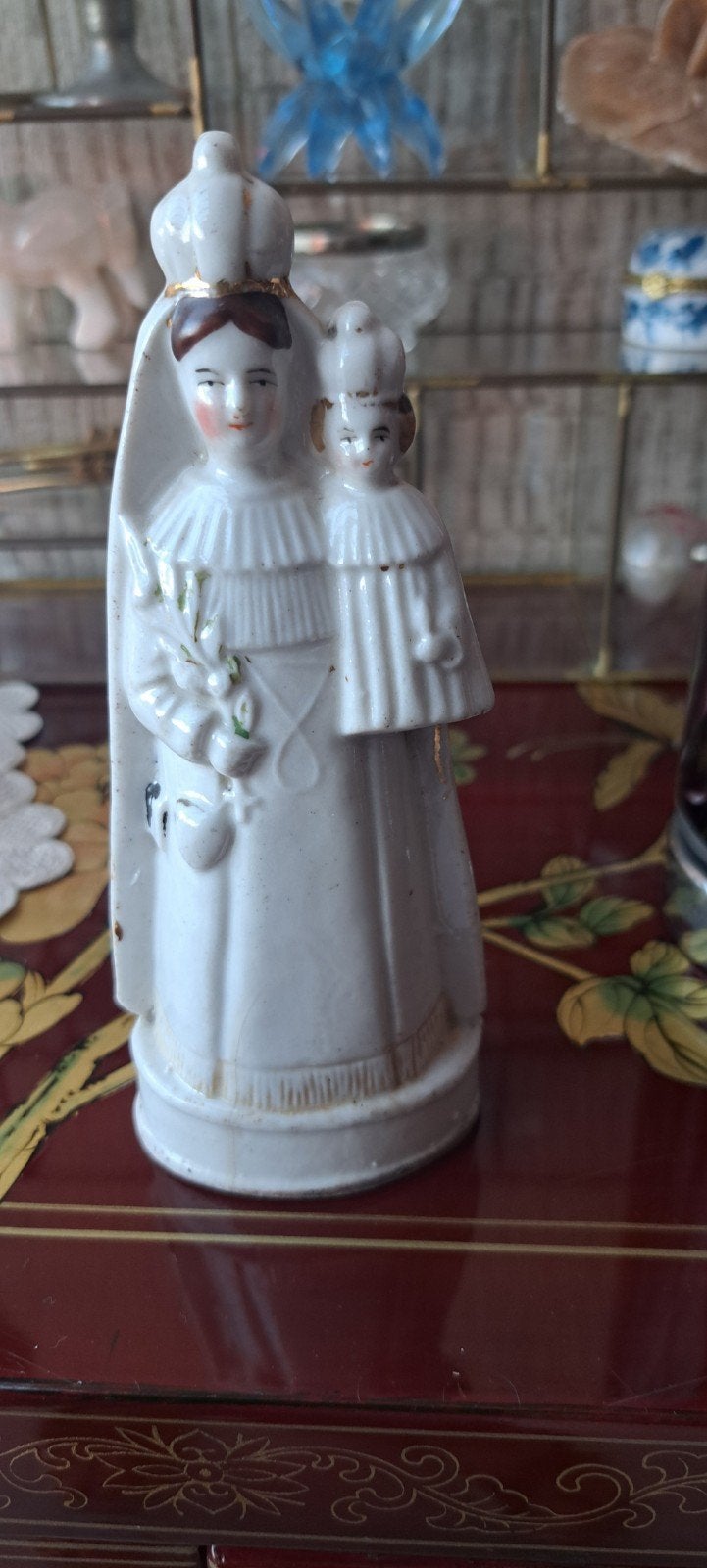 Statuette de la vierge Marie et Jésus, Enlèvement ou Envoi