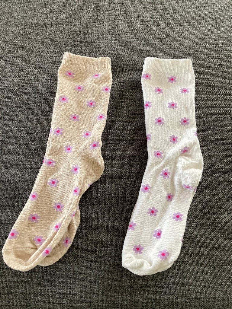 2 paar kousen, maat 35-38 (meisjes), Meisje, Ophalen of Verzenden, Zo goed als nieuw, Sokken