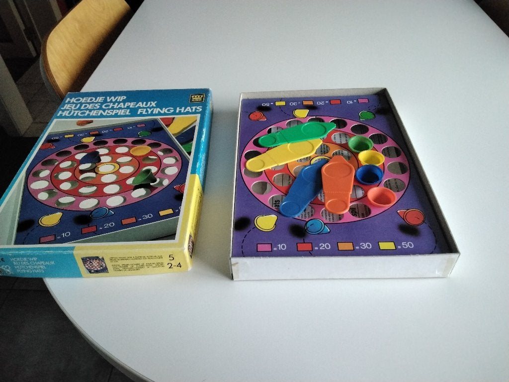 Jeu des chapeaux pour enfants de 5 ans et + / KING, Enlèvement ou Envoi, Utilisé