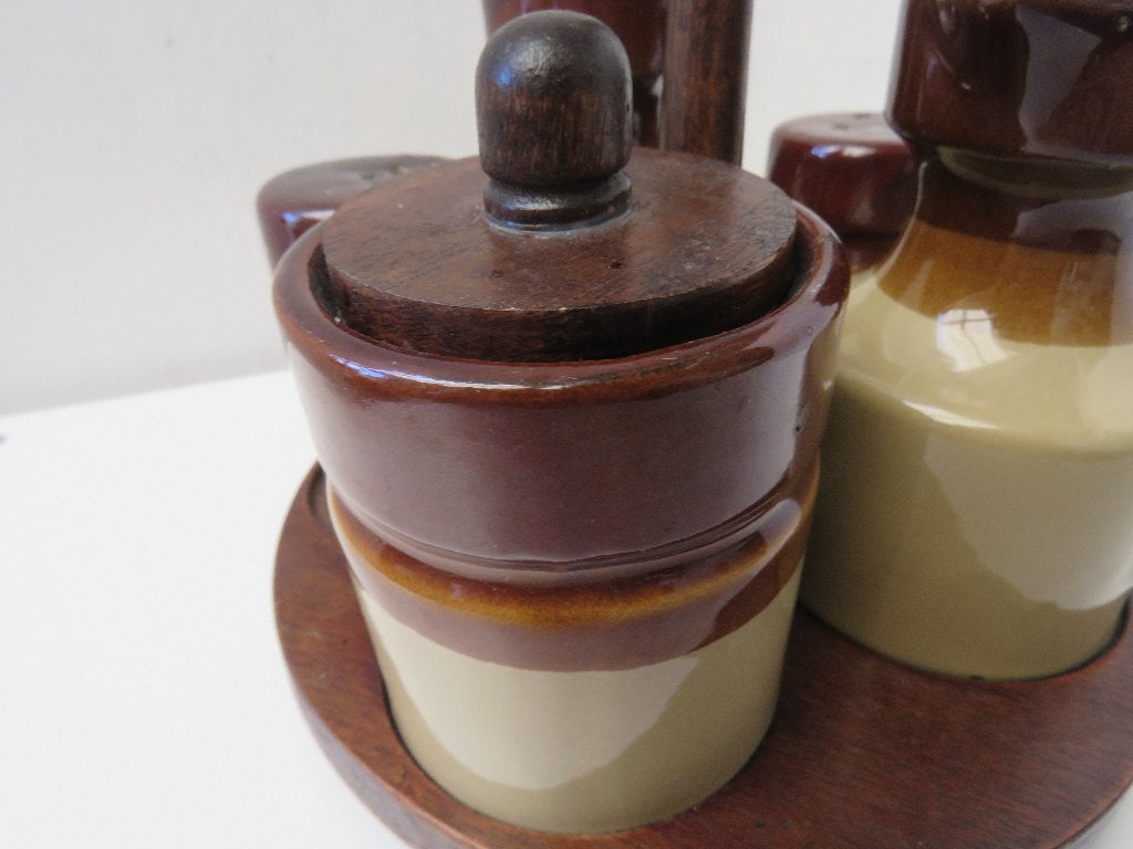 Salière et poivrière vintage , huile, vinaigre et moutarde, Antiquités & Art, Enlèvement ou Envoi