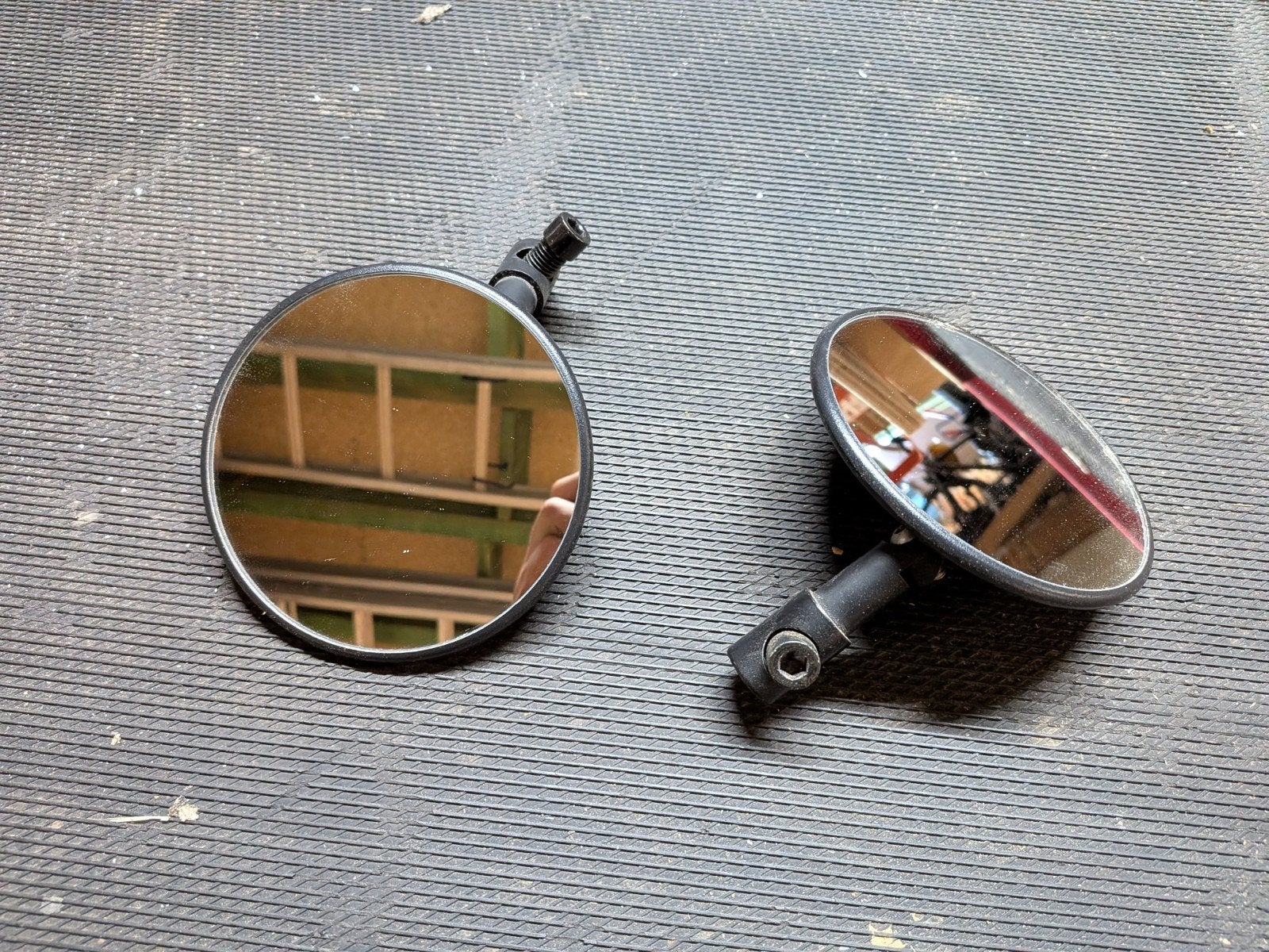 Moto spiegels, Ophalen, Gebruikt