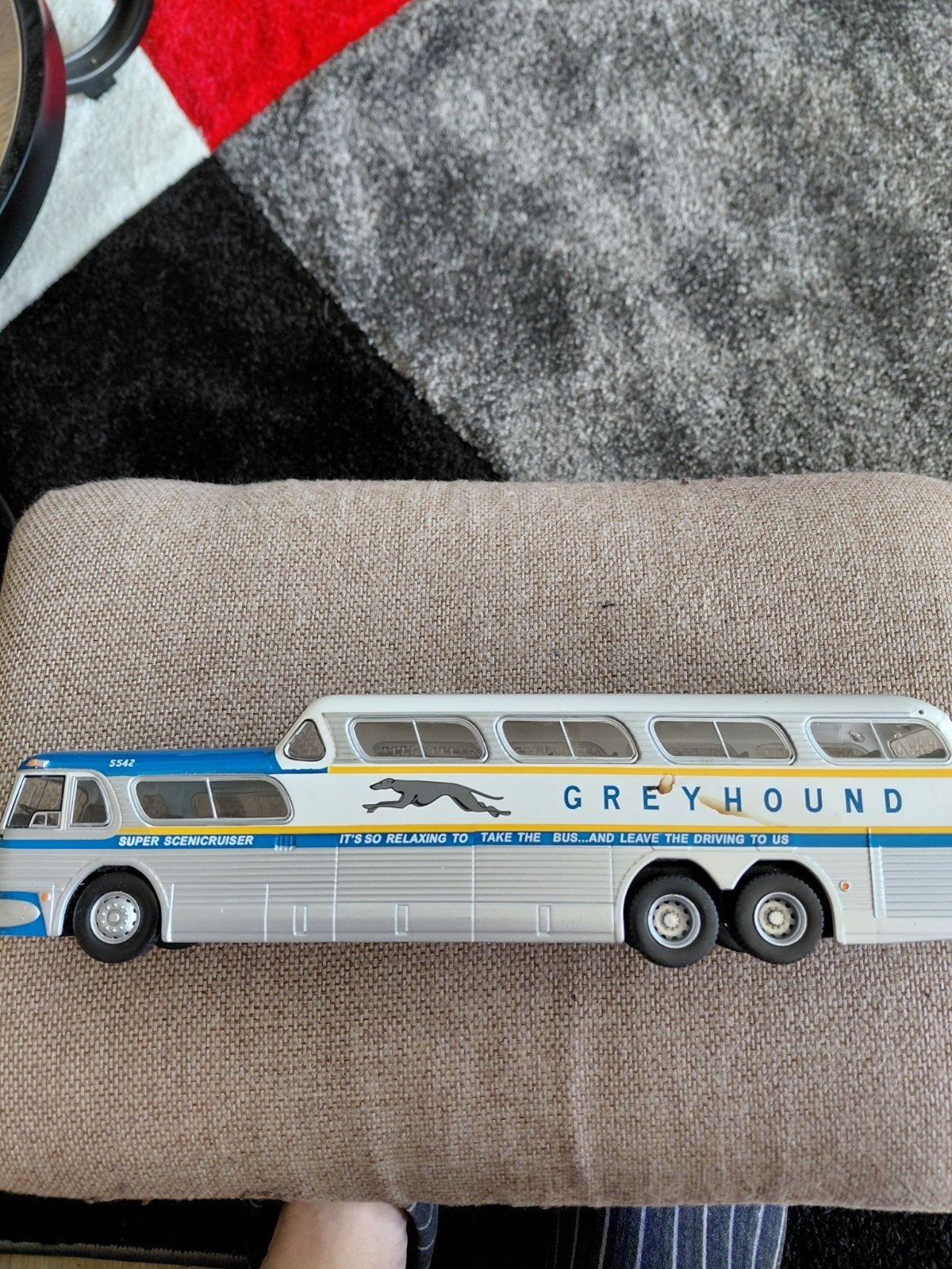 Bus Greyhound 1/43, Enlèvement ou Envoi, Utilisé, Bus ou Camion, Autres marques