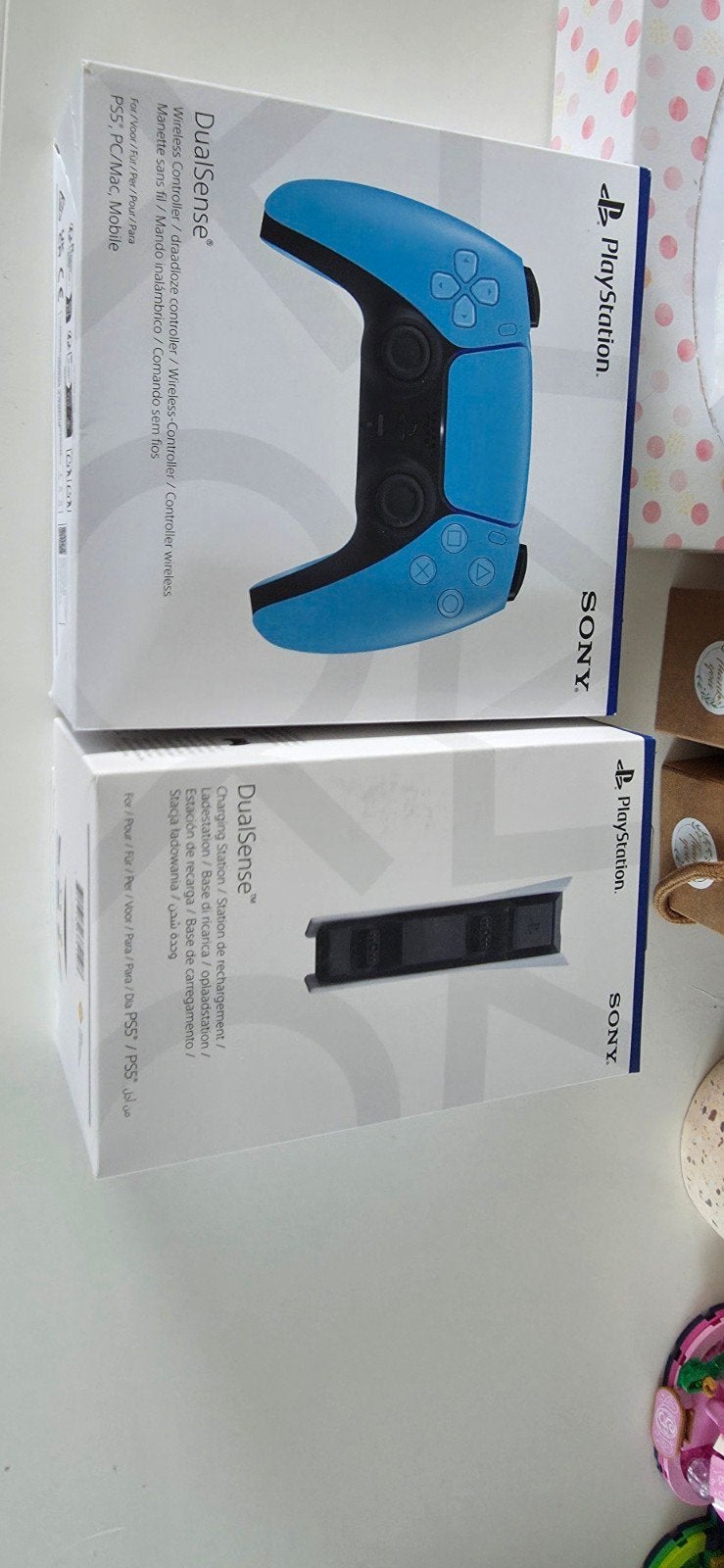 Ps5 controller plus oplaadstation voor ps5, Games en Spelcomputers, Spelcomputers | Sony PlayStation 5, Ophalen