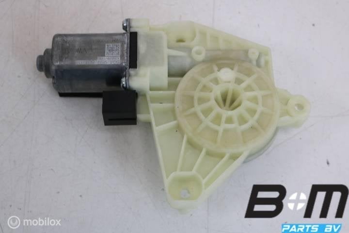 Raammotor linksachter VW Passat B8 5Q4959801D, Utilisé