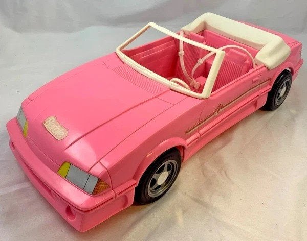 Mattel Barbie 65032 Mustang Cabrio Roze Auto Vintage 1993, Verzamelen, Poppen, Verzenden, Zo goed als nieuw, Fashion Doll