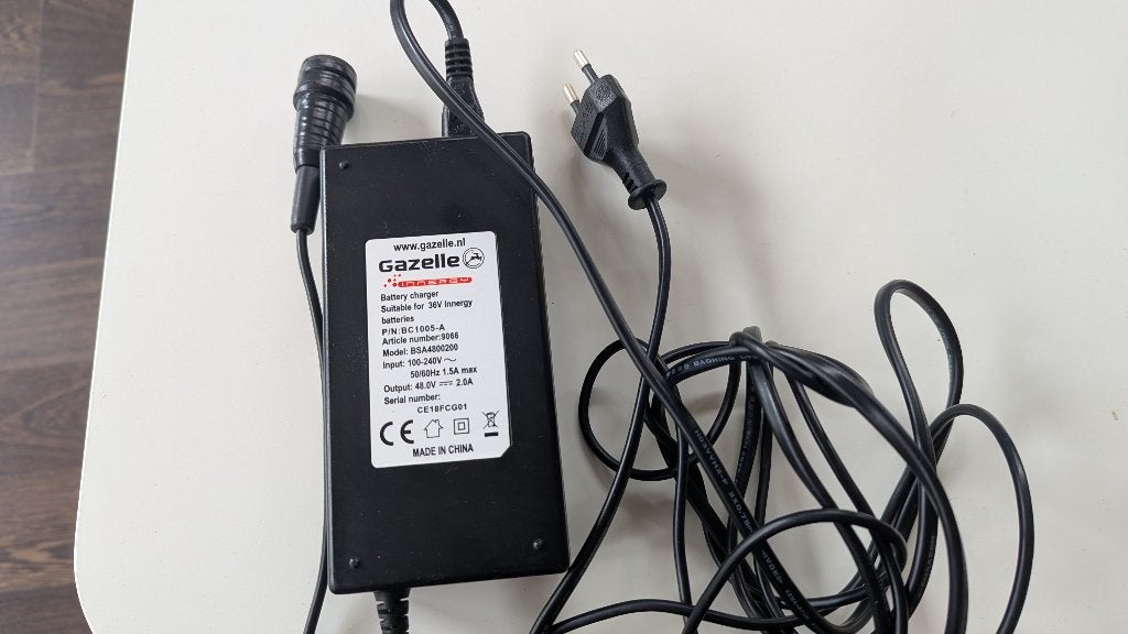 Gazelle innergy batterij lader, Fietsen en Brommers, Ophalen of Verzenden, Gebruikt, Gazelle