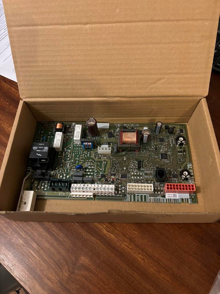 Carte électronique chaudiere Vaillant Ecotec Plus, Enlèvement ou Envoi, Comme neuf