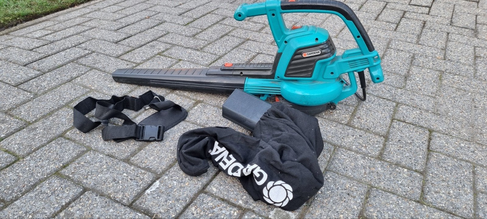elektrische bladblazer  Gardena  met zuigfunctie, Tuin en Terras, Ophalen, Met zuigfunctie, Handgedragen, Zo goed als nieuw