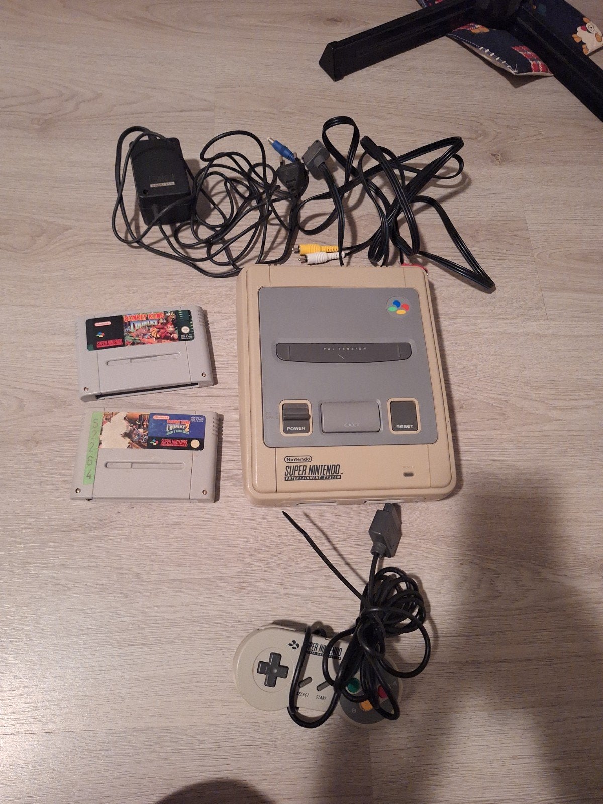 supernintendo met 2 spellen, Games en Spelcomputers, Games | Nintendo Super NES, Ophalen