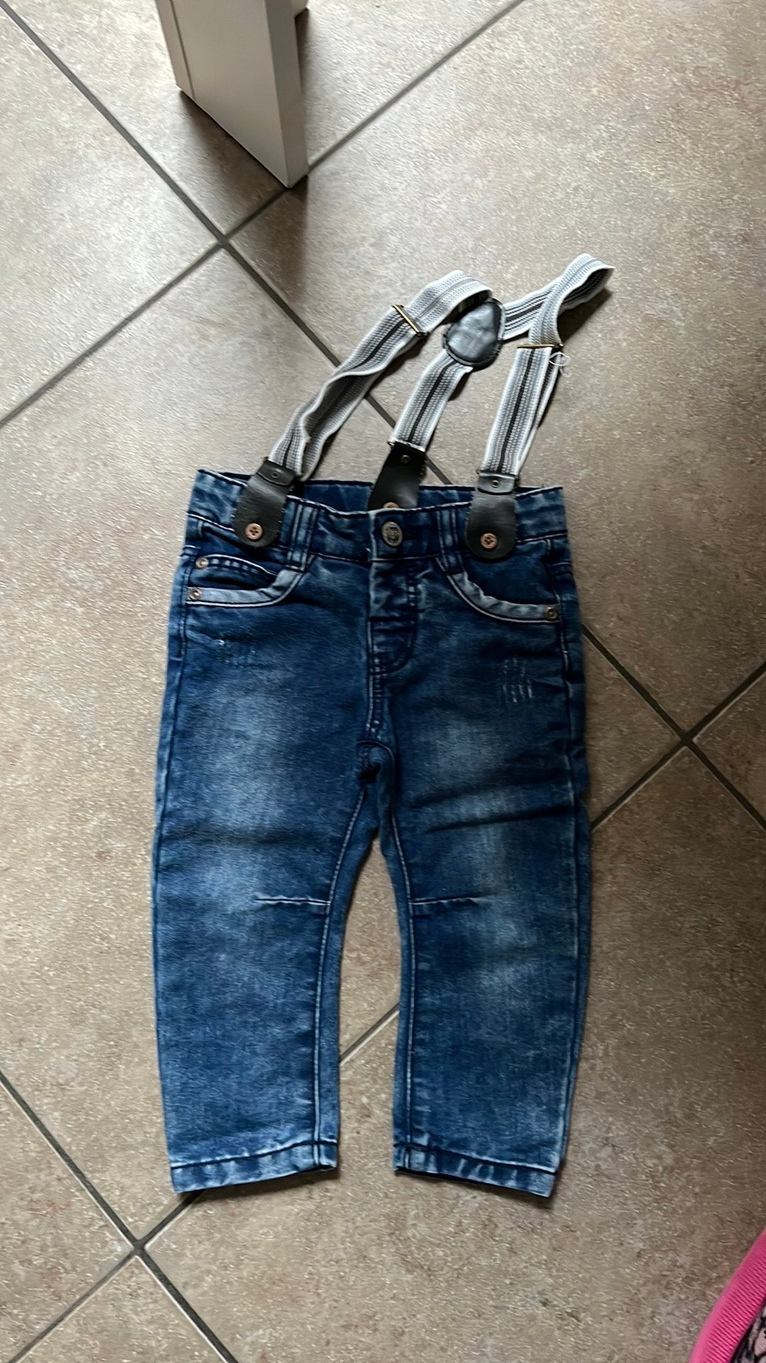 Jeansbroek met brutellen maat 80, Kinderen en Baby's, Ophalen, Zo goed als nieuw