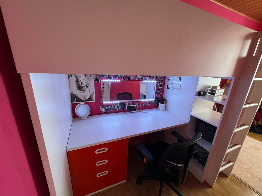 Lit mezzanine IKEA SMÅSTAD – bureau + rangements – 200€, Enlèvement