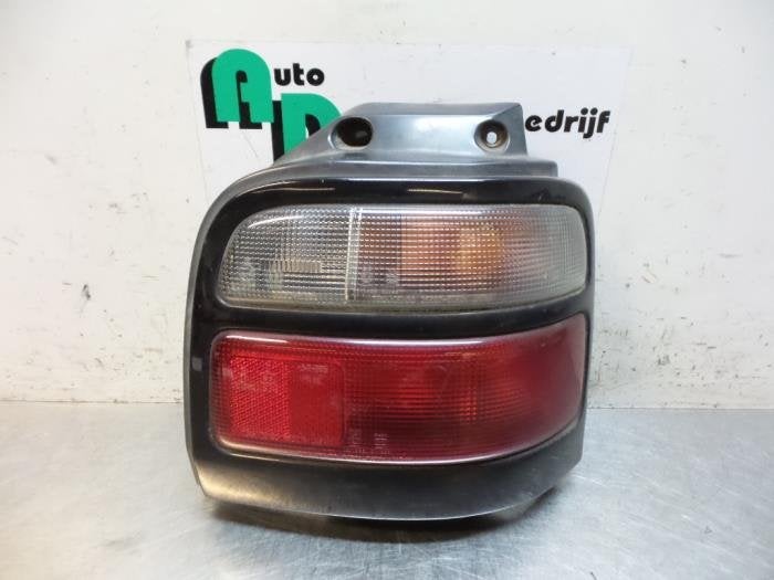 Feu arrière droit d'un Suzuki Alto (Alto 95-), Autos : Pièces & Accessoires, -, Utilisé, -, Suzuki