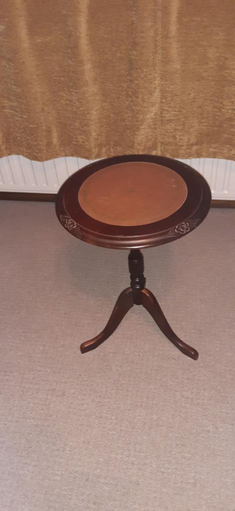 Vintage tafeltje, Huis en Inrichting, Ophalen, Rond