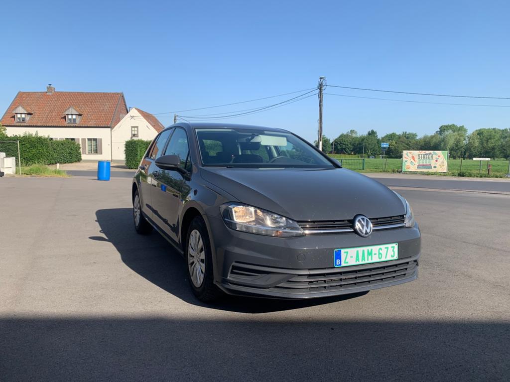 Vw Golf 7 1.0 Tsi  bj 2018  123000 km, Voorwielaandrijving, Euro 5, Stof, Zwart