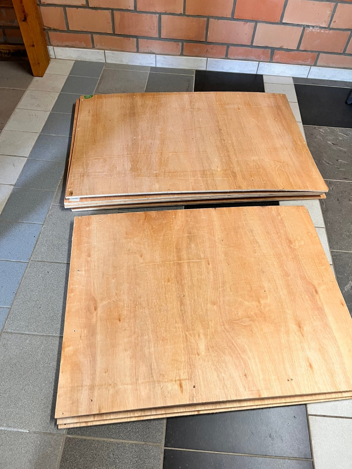 Triplex de 1 cm d'épaisseur, Enlèvement, Comme neuf