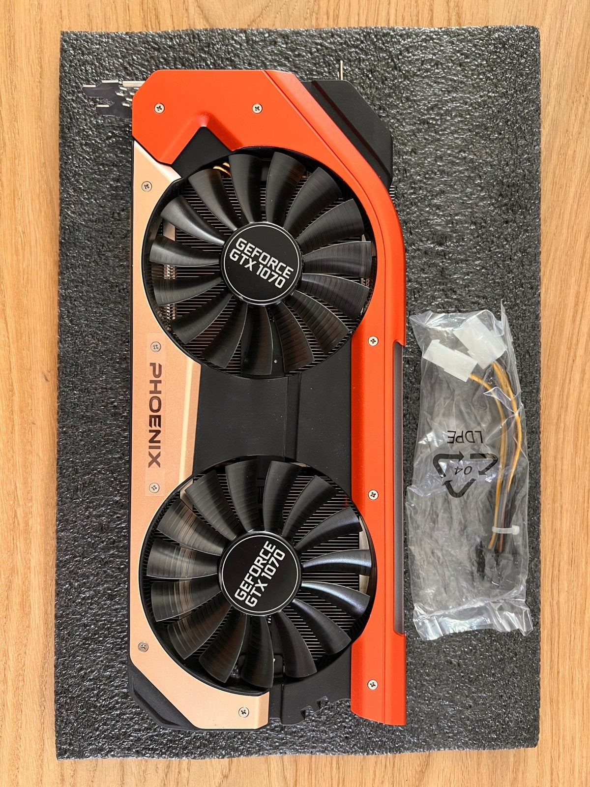Gainward Phoenix GTX 1070, Informatique & Logiciels, Cartes vidéo, PCI-Express 3, Enlèvement ou Envoi, Comme neuf, GDDR5