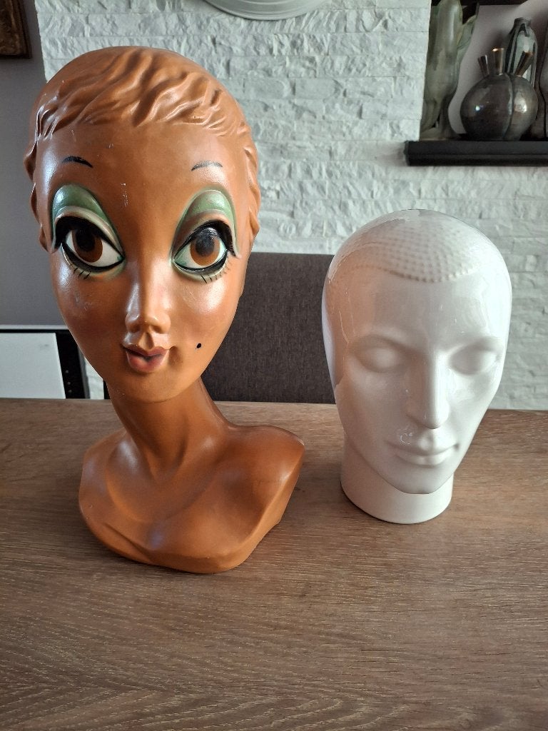 Vintage hoofden samen 100 euro, Ophalen