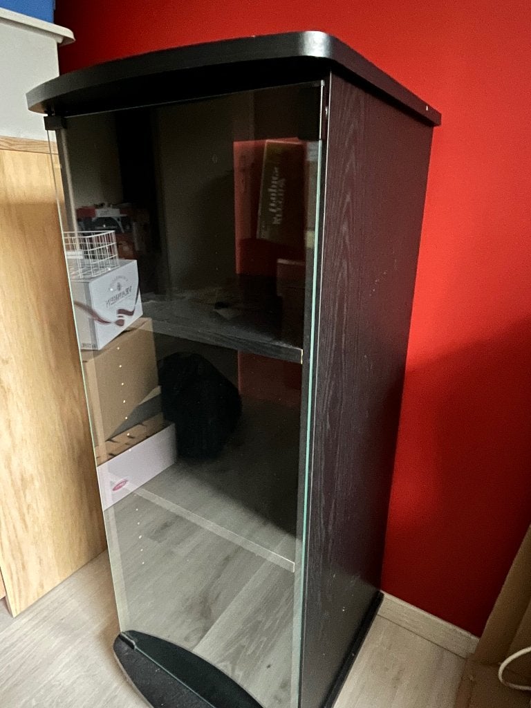 Vitrine, Enlèvement, Comme neuf