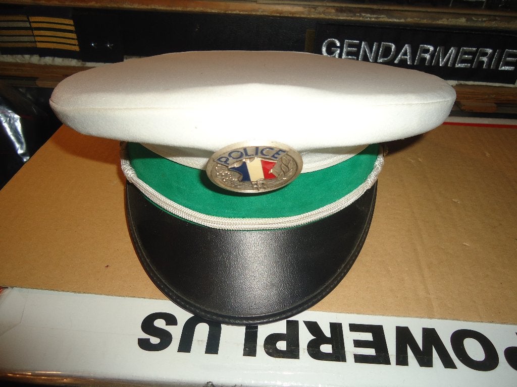 auxiliaire police fr, Enlèvement ou Envoi, Autres, Casque ou Béret