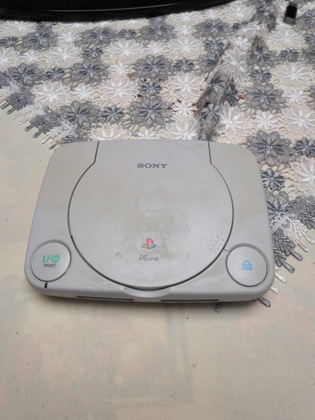 PS ONE + 1CONTROLLER + ORIGINELE KABELS + GAMES, Games en Spelcomputers, Ophalen, Gebruikt, Met 1 controller, Met games