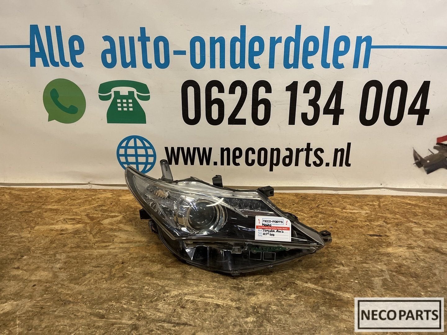 TOYOTA AURIS H7 LED 81110-02E20 KOPLAMP LED RECHTS, -, Toyota, Utilisé, -