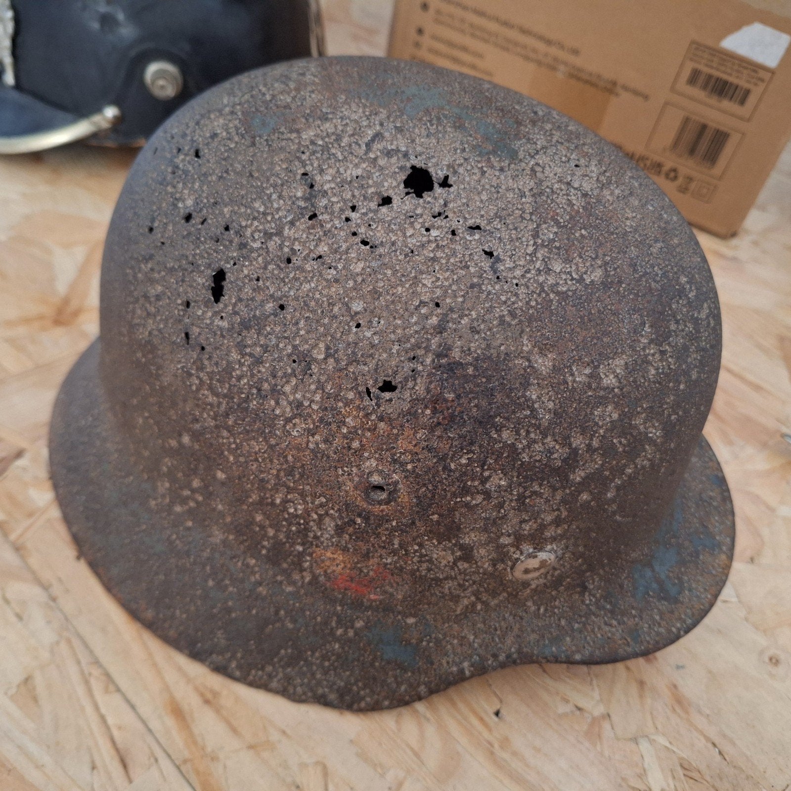 Casque allemand M35 double insignes WW2, Enlèvement ou Envoi, Armée de terre, Casque ou Béret