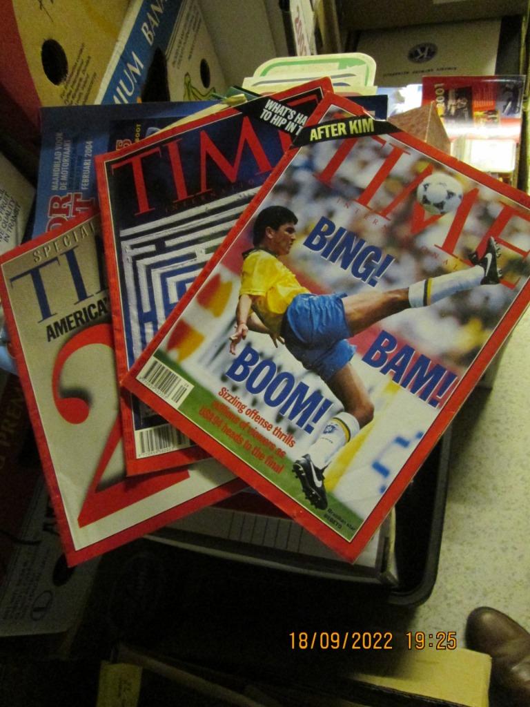 Groot lot amerikaanse TIME magazines, Enlèvement